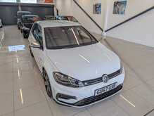 Volkswagen Golf TSI R - U9022