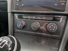 Volkswagen Golf TDI SE Nav - U9043