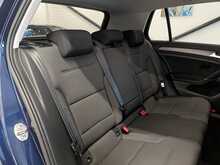 Volkswagen Golf TDI SE Nav - U9043