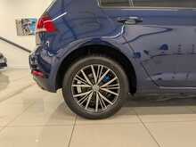 Volkswagen Golf TDI SE Nav - U9043