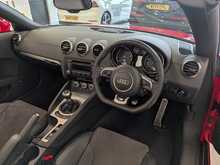 AUDI TT TFSI BLACK EDITION TT TFSI BLACK EDITION - U9044