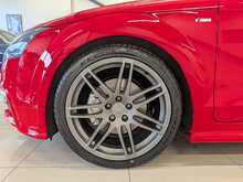 AUDI TT TFSI BLACK EDITION TT TFSI BLACK EDITION - U9044