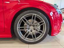 AUDI TT TFSI BLACK EDITION TT TFSI BLACK EDITION - U9044