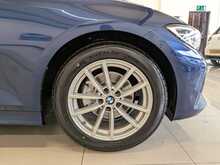 BMW 3 Series 320d SE - U9054