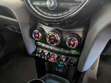 MINI Convertible Cooper - U9059