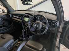 MINI Convertible Cooper - U9059
