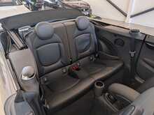 MINI Convertible Cooper - U9059