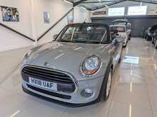 MINI Convertible Cooper - U9059