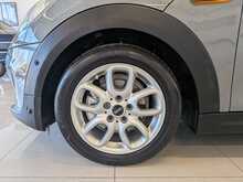 MINI Convertible Cooper - U9059