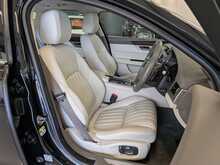 Jaguar XF i Portfolio - U9060