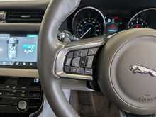 Jaguar XF i Portfolio - U9060