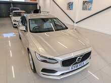 Volvo V90 D4 Momentum - U9063