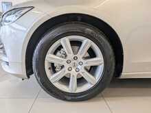 Volvo V90 D4 Momentum - U9063