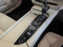 Volvo V90 D4 Momentum - U9063