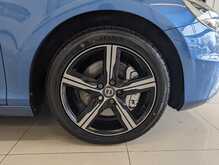 Volvo V40 D3 R-Design - U9071