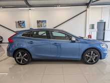 Volvo V40 D3 R-Design - U9071