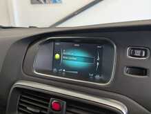 Volvo V40 D3 R-Design - U9071