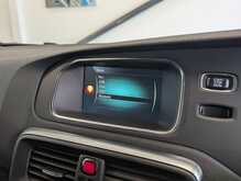 Volvo V40 D3 R-Design - U9071