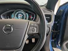 Volvo V40 D3 R-Design - U9071