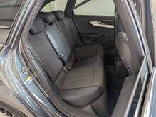 Audi A4 Avant TFSI S line - U9075