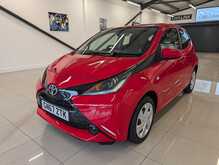 Toyota AYGO VVT-i x-play - U9086