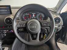 Audi A3 TFSI CoD Sport - U9091