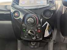 Toyota AYGO VVT-i x-cite - U9094
