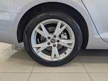 Audi A4 Avant TFSI Sport - U9098