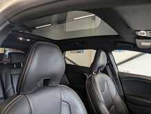 Volvo V40 D4 R-Design Pro - U9108