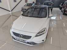 Volvo V40 D4 R-Design Pro - U9108