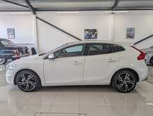 Volvo V40 D4 R-Design Pro - U9108