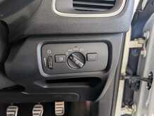Volvo V40 D4 R-Design Pro - U9108