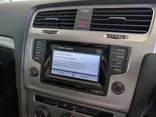 Volkswagen Golf TSI BlueMotion Tech SE - U9116