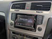 Volkswagen Golf TSI BlueMotion Tech SE - U9116