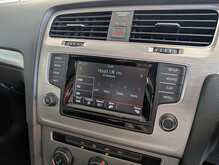 Volkswagen Golf TSI BlueMotion Tech SE - U9116