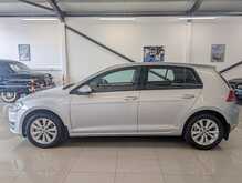 Volkswagen Golf TSI BlueMotion Tech SE - U9129