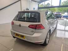 Volkswagen Golf TSI BlueMotion Tech SE - U9129