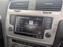 Volkswagen Golf TSI BlueMotion Tech SE - U9129
