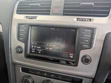 Volkswagen Golf TSI BlueMotion Tech SE - U9129