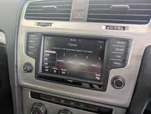 Volkswagen Golf TSI BlueMotion Tech SE - U9129