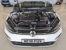 Volkswagen Golf TSI EVO R-Line - U9143