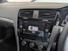 Volkswagen Golf TSI EVO R-Line - U9143