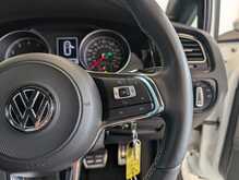 Volkswagen Golf TSI EVO R-Line - U9143