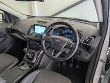 Ford Kuga T EcoBoost Titanium - U9144