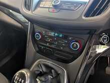 Ford Kuga T EcoBoost Titanium - U9144