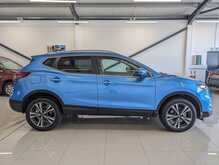 Nissan Qashqai DIG-T N-Connecta - U9146
