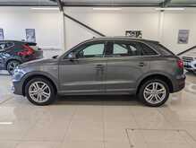 Audi Q3 TDI S line Edition - U9147