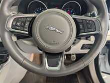 Jaguar XF i Portfolio - U9153