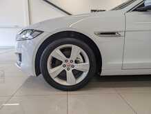 Jaguar XF i Portfolio - U9153