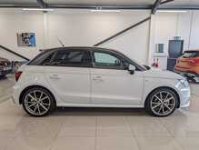 Audi A1 TFSI Black Edition - U9156